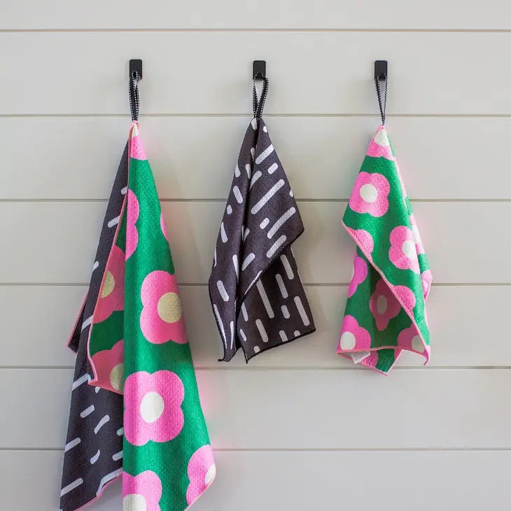 Tres Chic Kitchen Towel